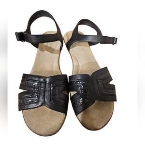Clarks Black Leather Sandals with Tan Footbed